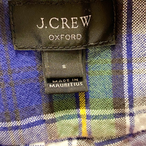 ❤️4/$40 SALE! ❤️ J Crew Oxford Button Down - Picture 3 of 5